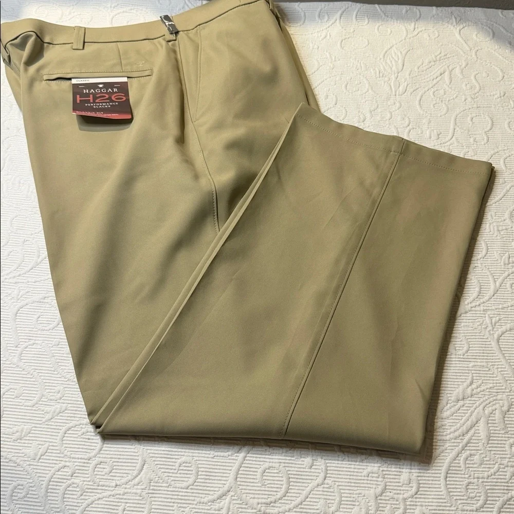 Haggar H26 Classic Tan Performance Trousers NWT 38/29